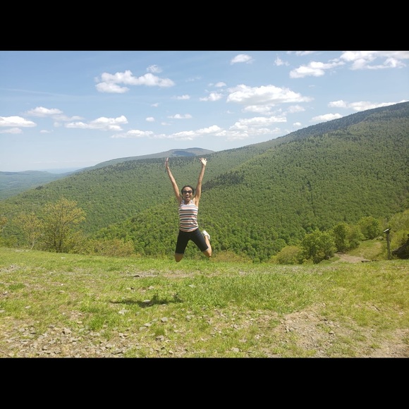 Meet your Posher, Shareen - Picture 2 of 2